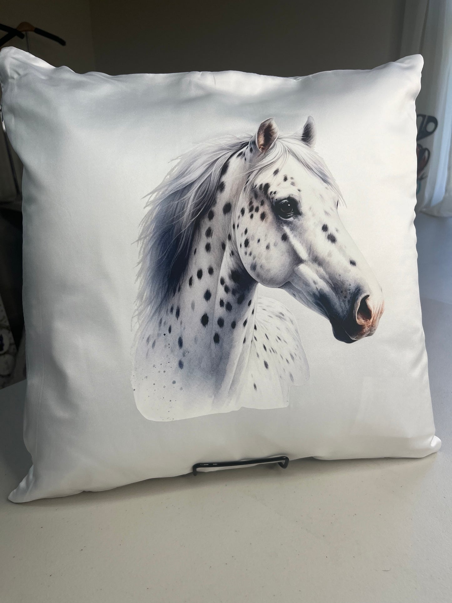 Apaloossa decorative pillow