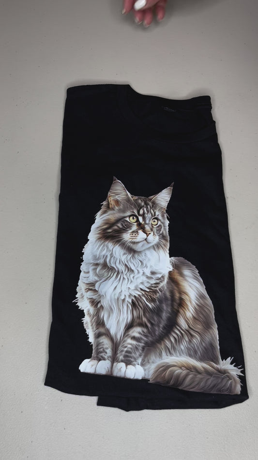 Maine coon cat T-shirt